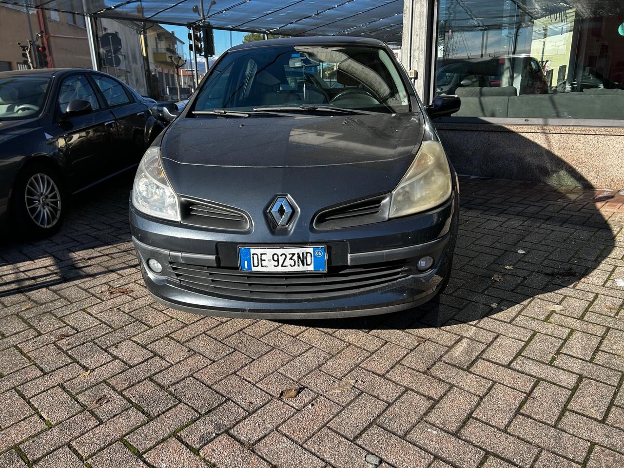 Renault Clio 1.2 16V 5 porte Luxe