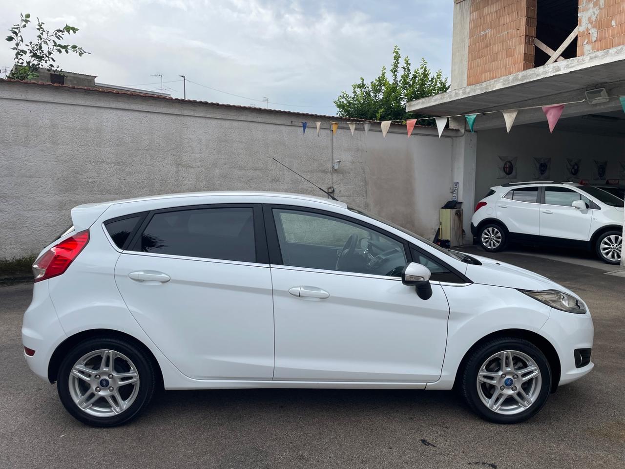 Ford Fiesta 1.0 80CV 5 porte Titanium full optional dal nord Italia