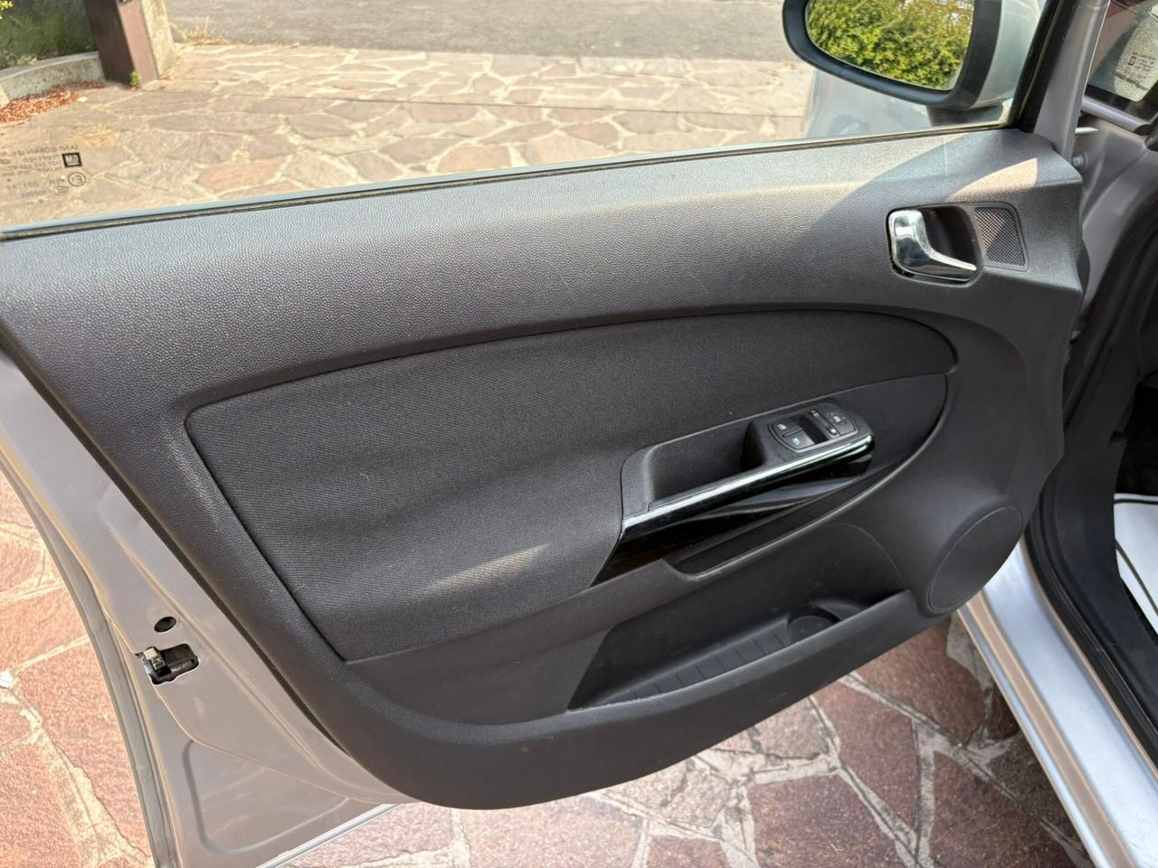 Opel Corsa 1.2 80CV 5 porte GPL-TECH Club