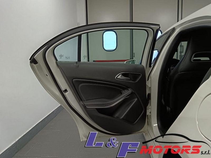 Mercedes-Benz Classe A A 180 d Automatic Premium