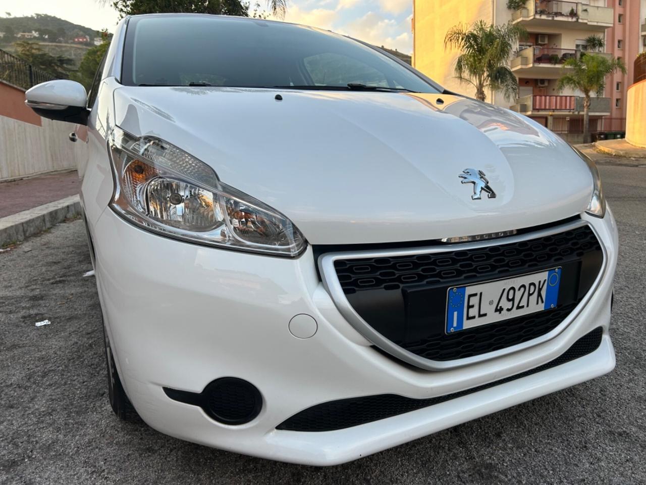 Peugeot 208 1.4 HDi ideale per neo patentati