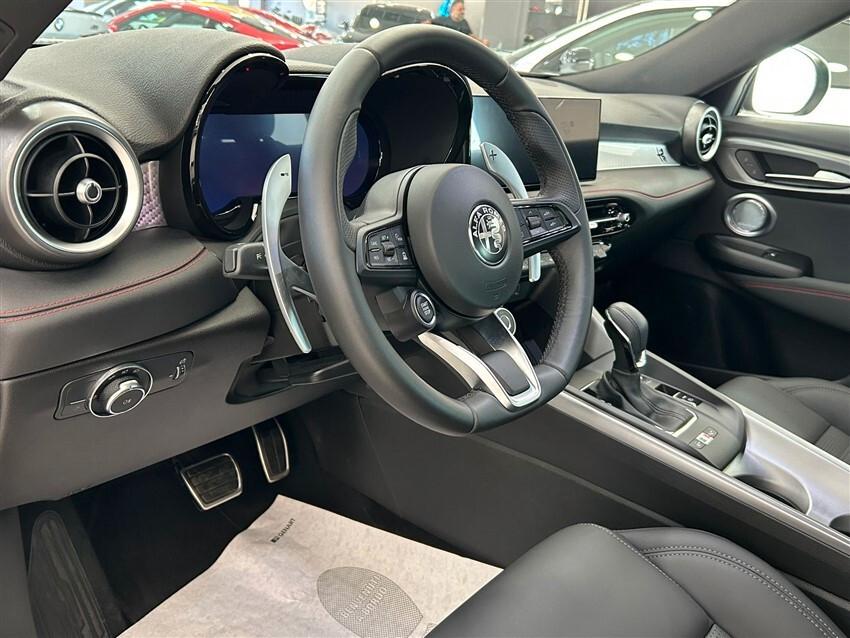 Alfa Romeo Tonale 1.6 diesel 130 CV TCT6 Tributo Italiano