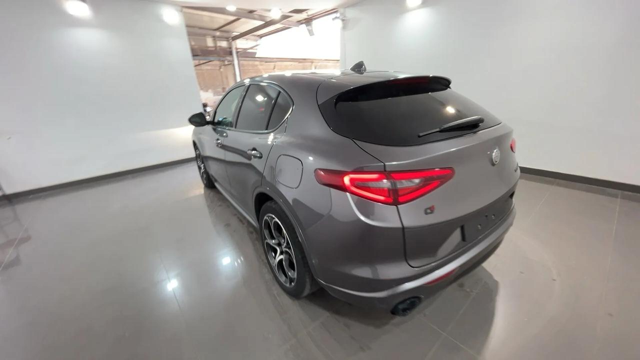 Alfa Romeo Stelvio 2.2 Turbodiesel 210 CV AT8 Q4 Veloce
