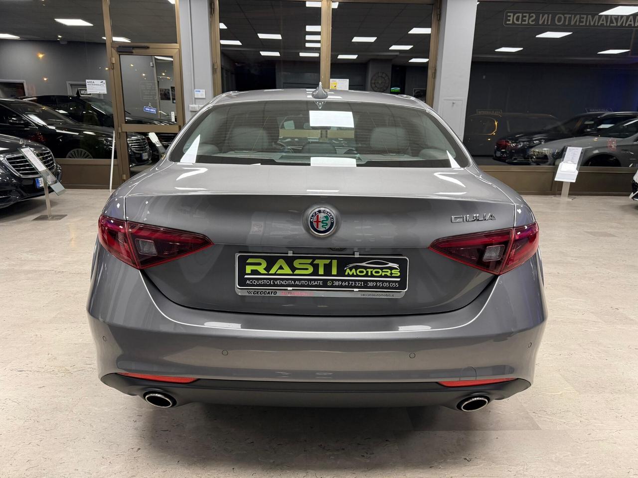 Alfa Romeo Giulia 2.2 Turbodiesel 180 CV AT8 Business Sport Launch Ed.