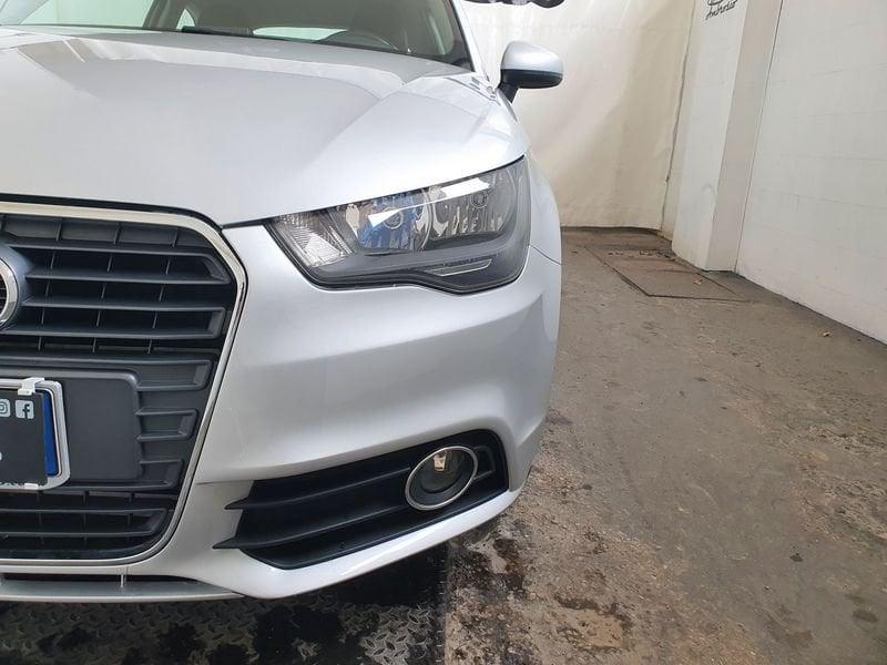 Audi A1 A1 1.6 TDI 105 CV Attraction TUA DA 89,00 AL MESE