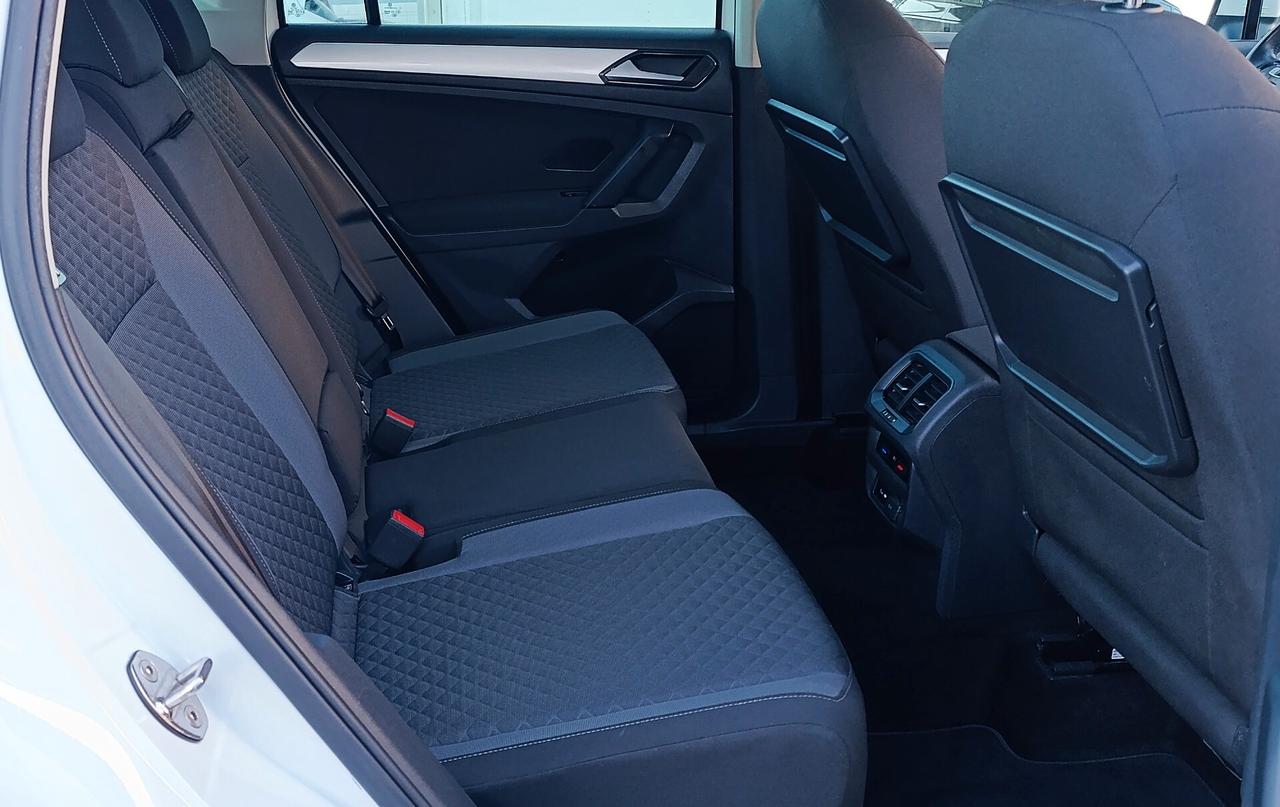 Volkswagen Tiguan 1.6 TDI 115cv Business - Uniproprietario - Service Volkswagen