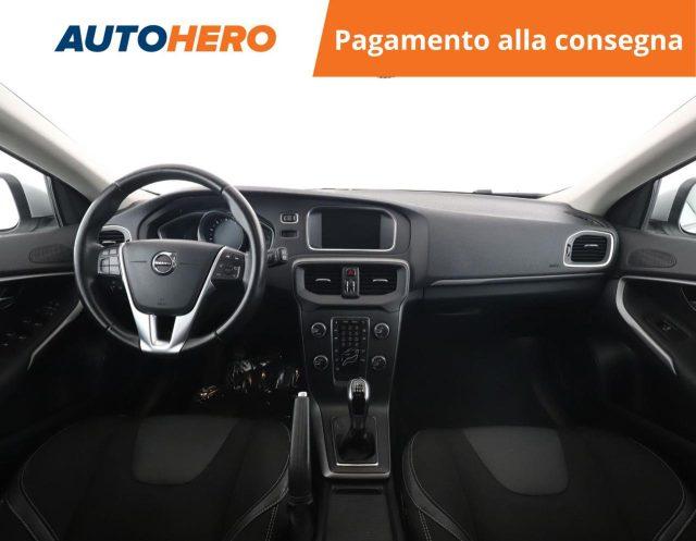 VOLVO V40 T2 Plus