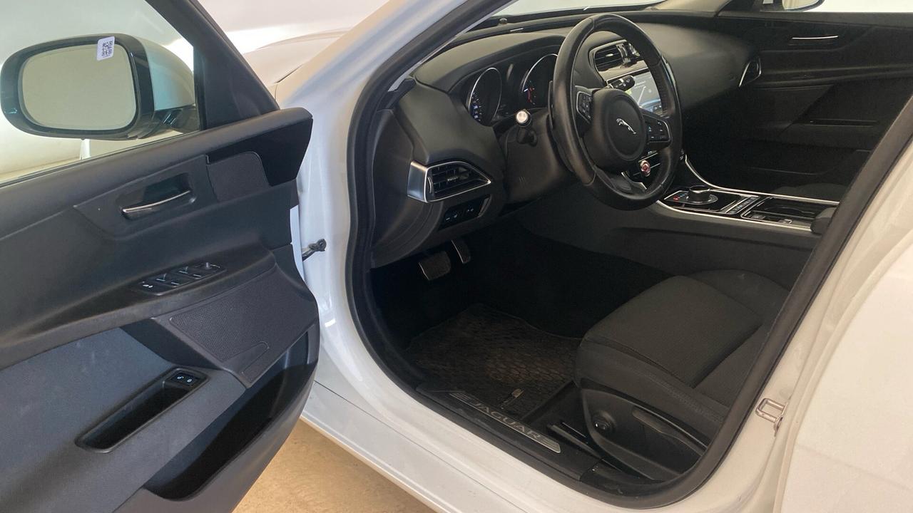 Jaguar XE 2.0d i4 SPORT Edition Awd 180cv**PREZZO REALE**FULL OPTIONAL