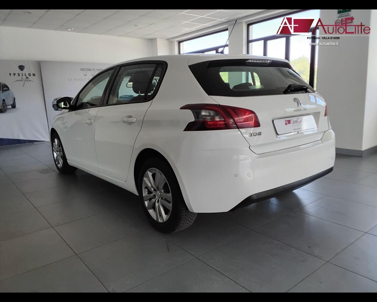 PEUGEOT 308 BlueHDi 130 S&S EAT8 Active Business