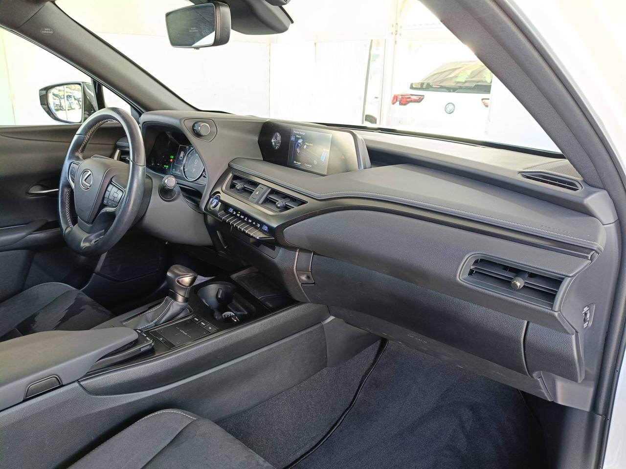 LEXUS UX 2019 - UX 250h 2.0 Luxury 4wd cvt my20