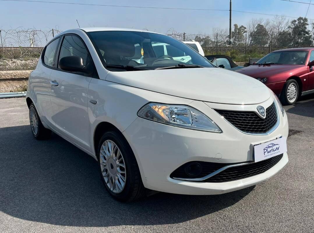 Lancia Ypsilon 1.2 Opening edition ecochic Gpl 69cv