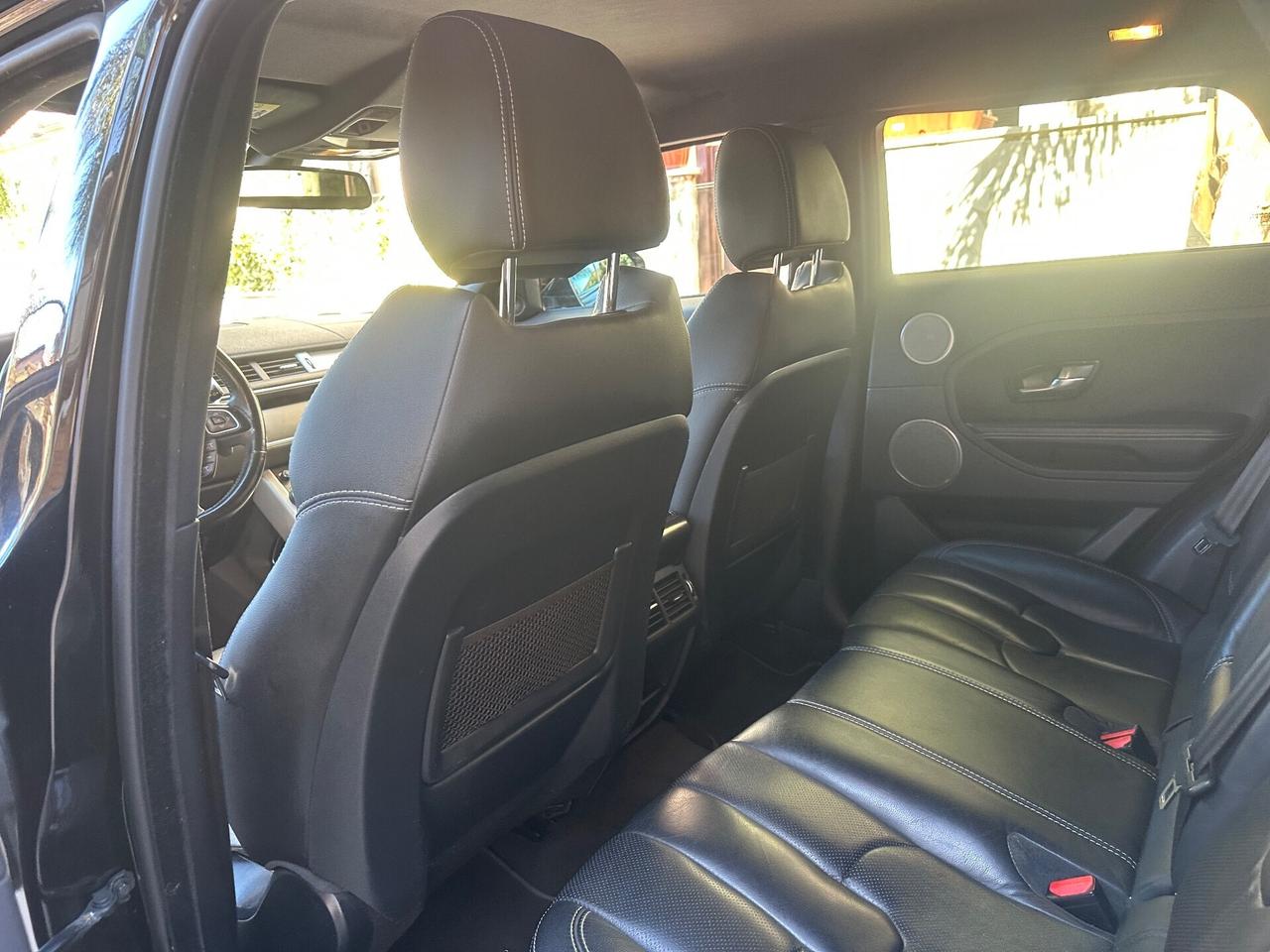 Land Rover Range Evoque 2.2 TD4 5p. Dynamic