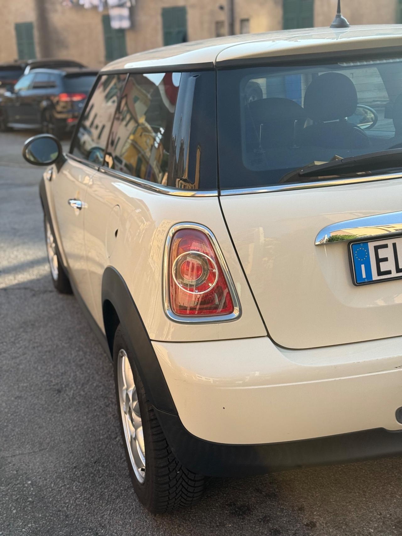Mini Cooper one 1.6 benz problema testata