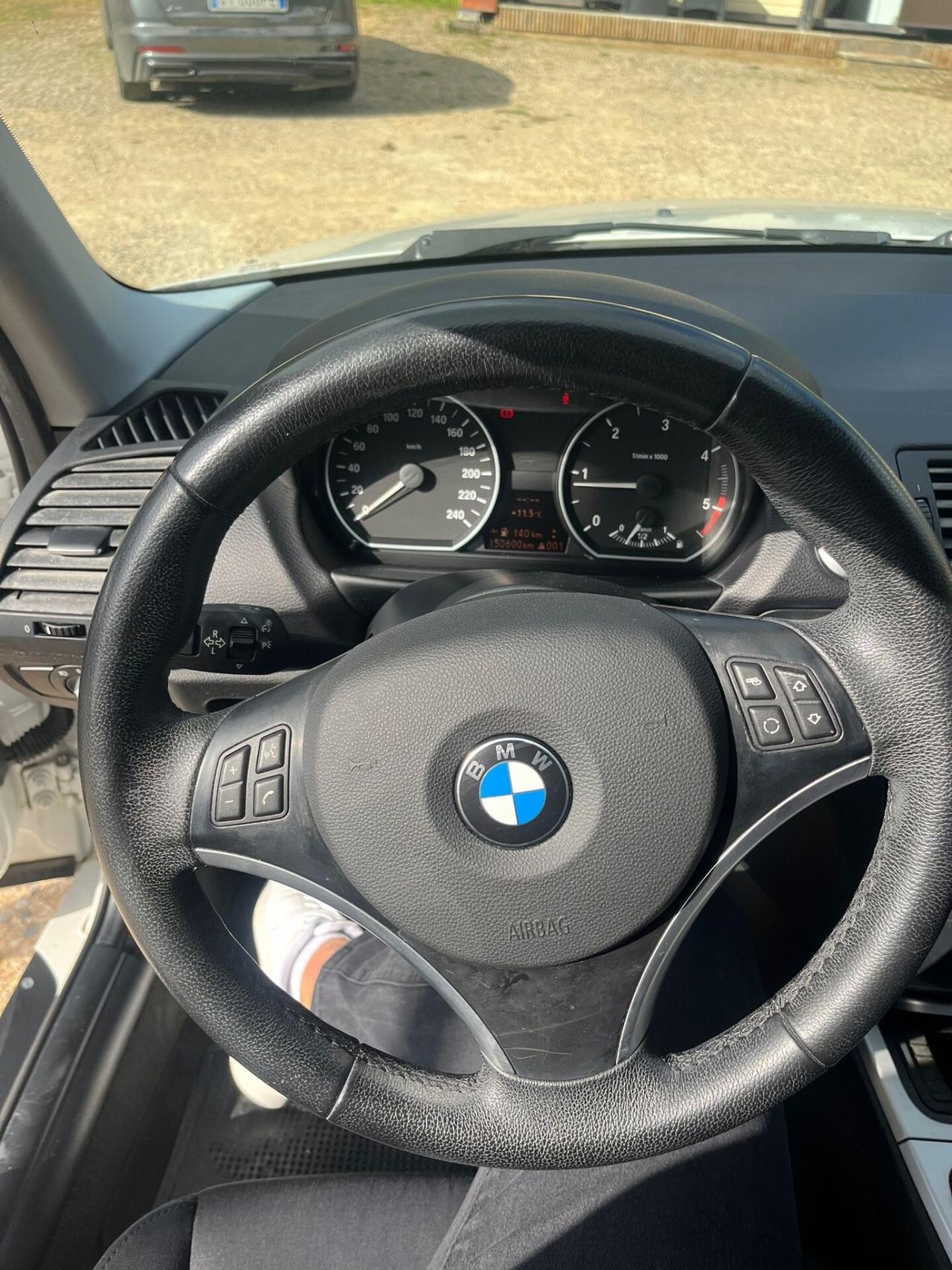 Bmw 118d - Neopatentati - Perfetta