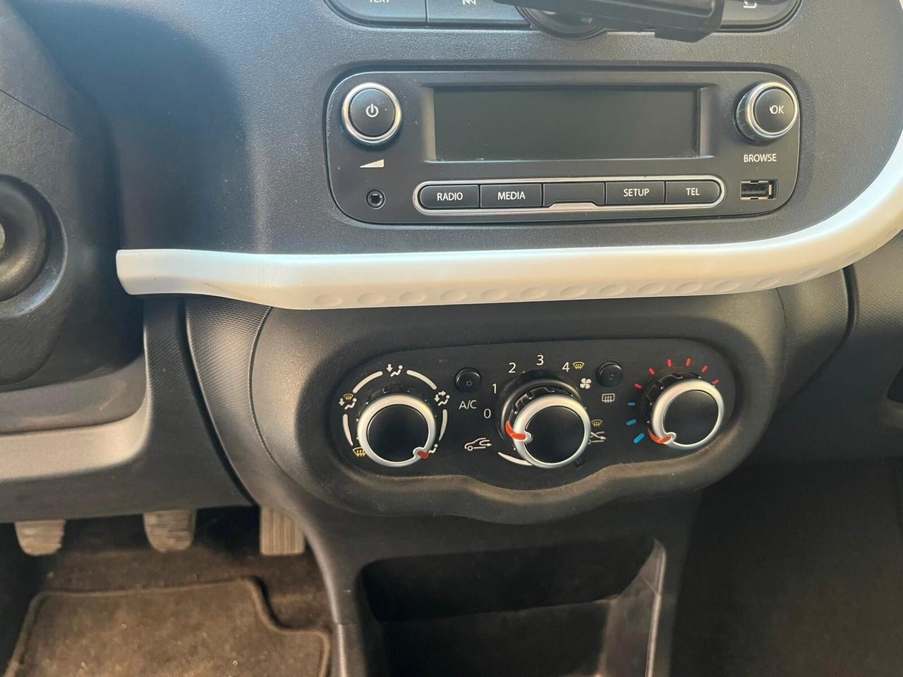Renault Twingo SCe 70cv Intens