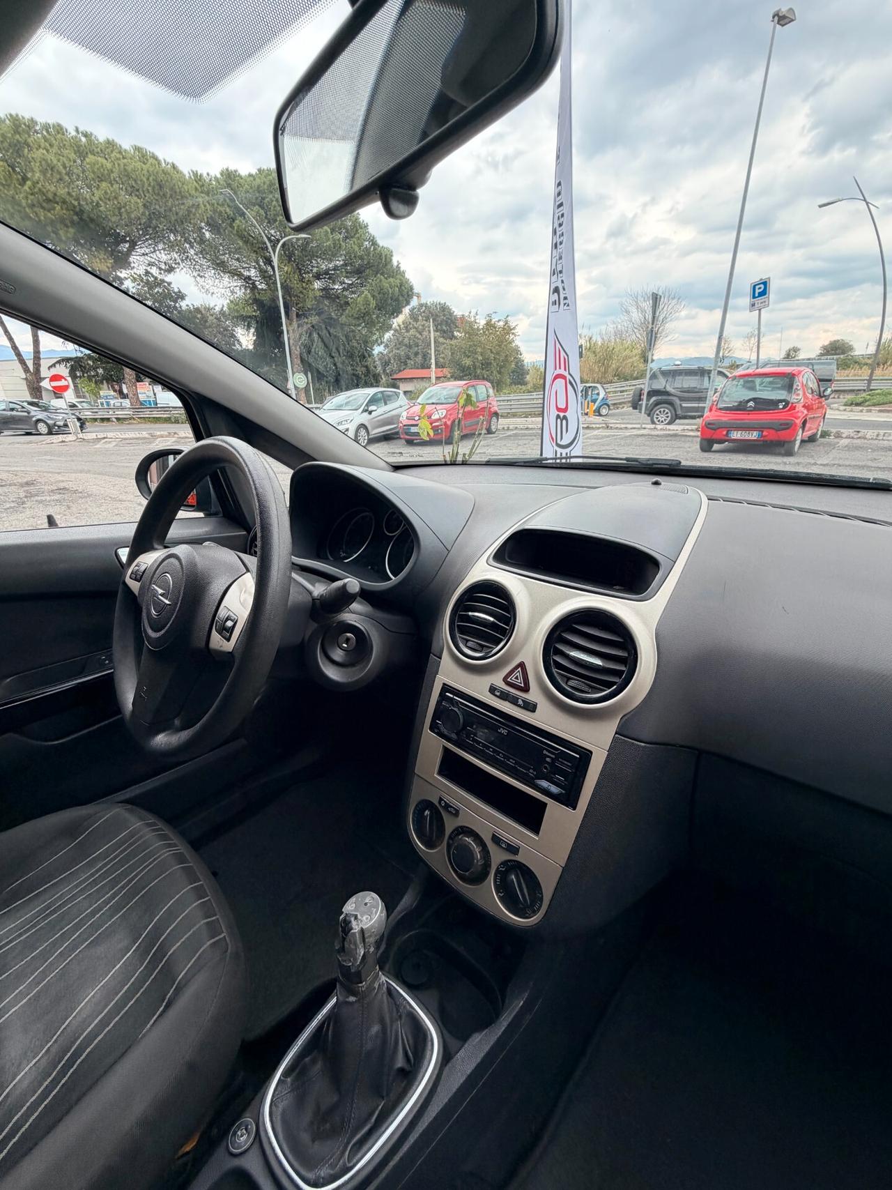 Opel Corsa 1.2 3 porte Club