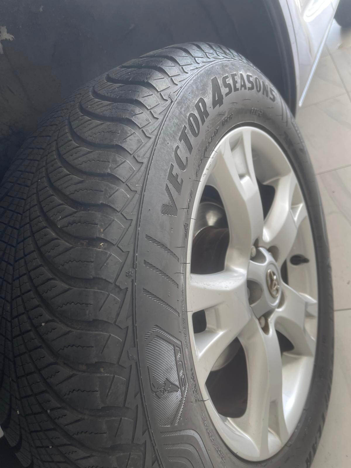 Toyota RAV 4 RAV4 Crossover 2.2 D-4D 150 CV DPF Luxury