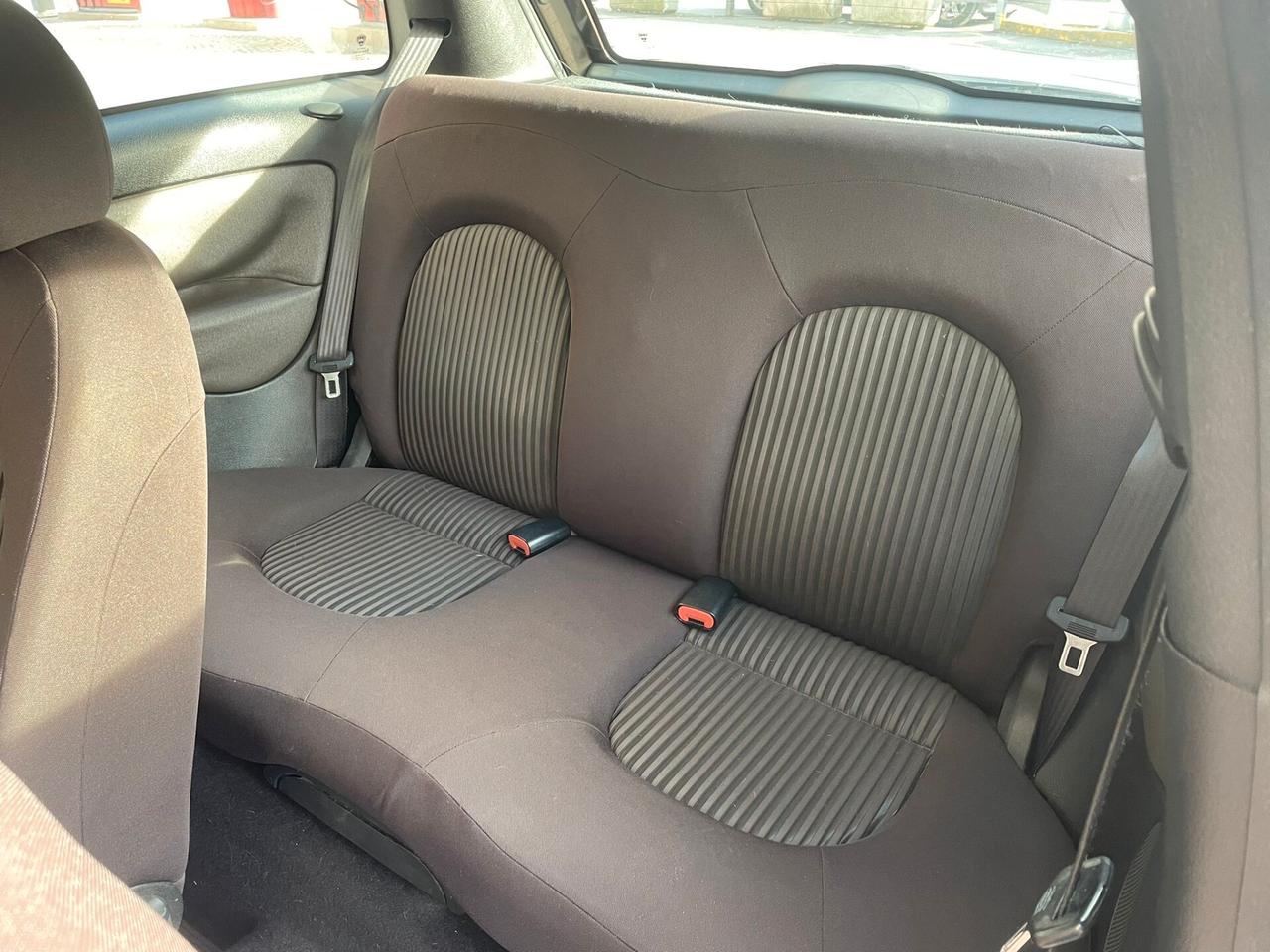 Lancia Ypsilon 1.4 Argento Ecochic GPL