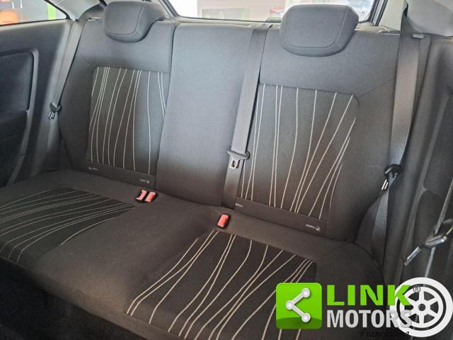 OPEL Corsa 1.2 3 porte Easytronic Sport