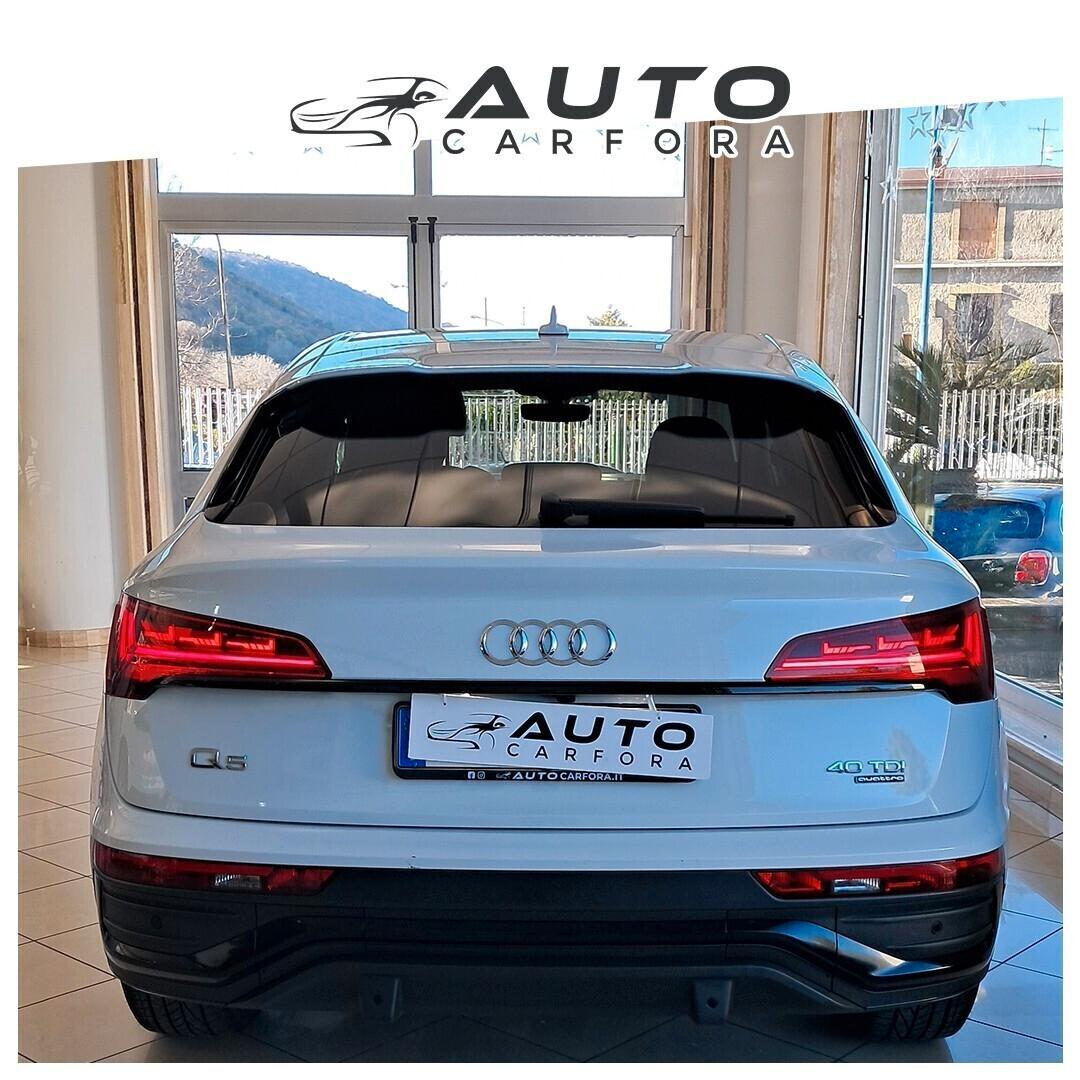 Audi Q5 Sportback 40 tdi Identity Black s-line interno