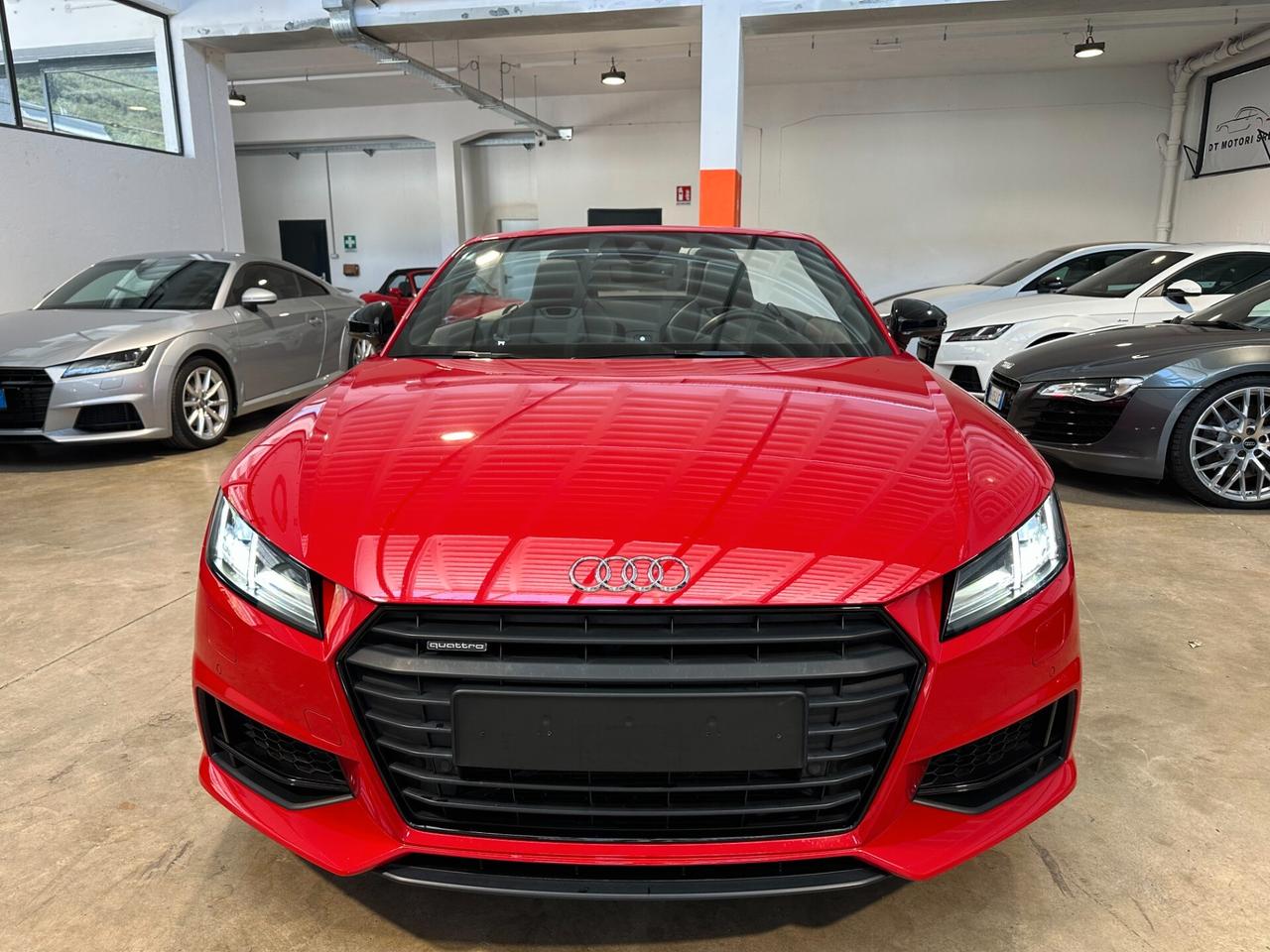 Audi TT Roadster 2.0 TFSI quattro S tronic line . UNI PROP.