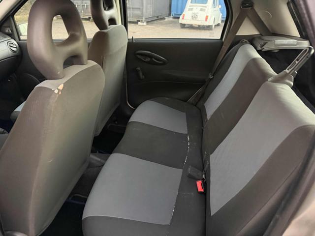 FIAT Punto 1.2 5p Natural Power senza nessun lavoro da fare