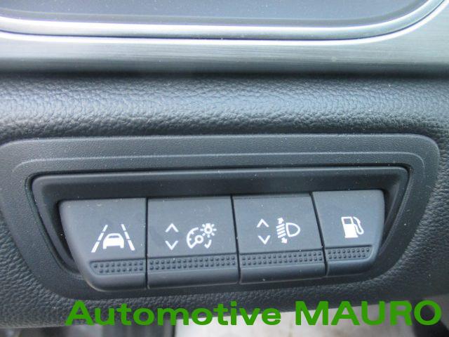RENAULT Captur Plug-in Hybrid E-Tech 160 CV Intens