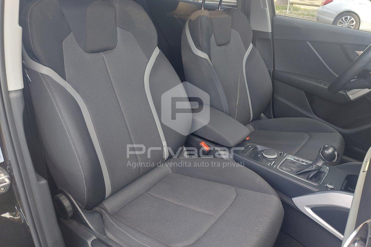 AUDI Q2 30 TDI S tronic Business
