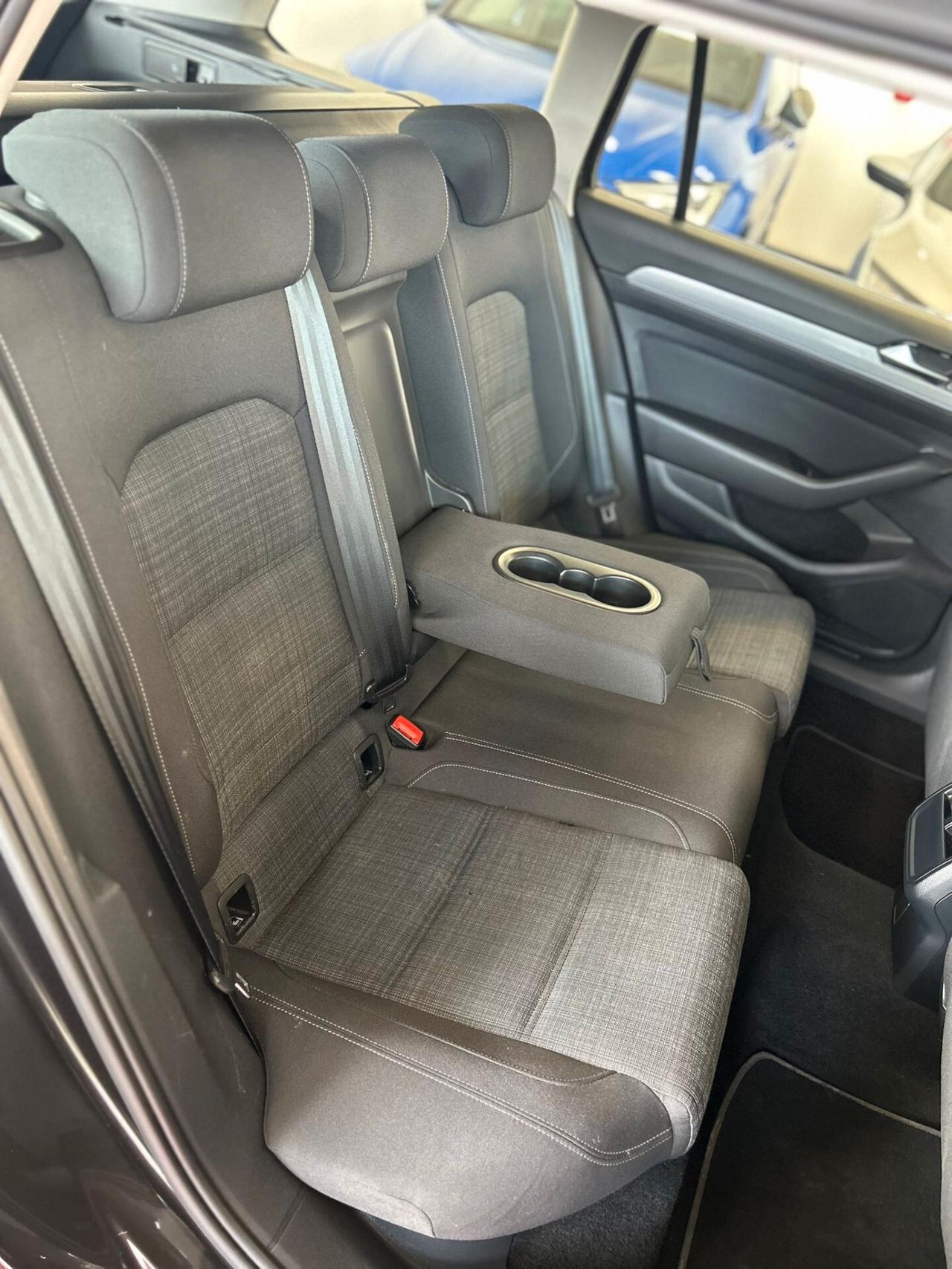 Volkswagen Passat Variant 2.0 TDI SCR EVO DSG Business