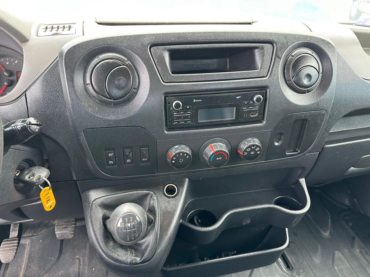 Renault master a telaio
