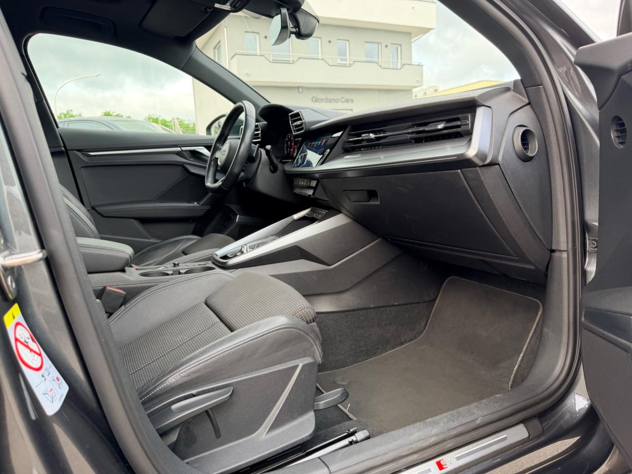 Audi A3 SPB 35 TDI S tronic line edition tetto