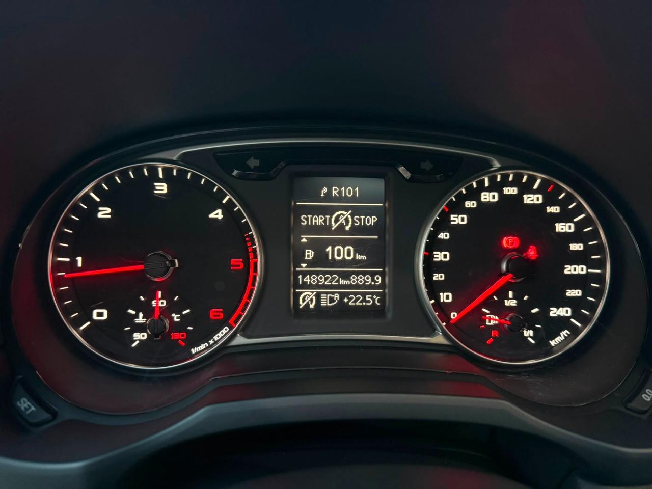 Audi A1 SPB 1.6 TDI 105CV Ambition Tetto