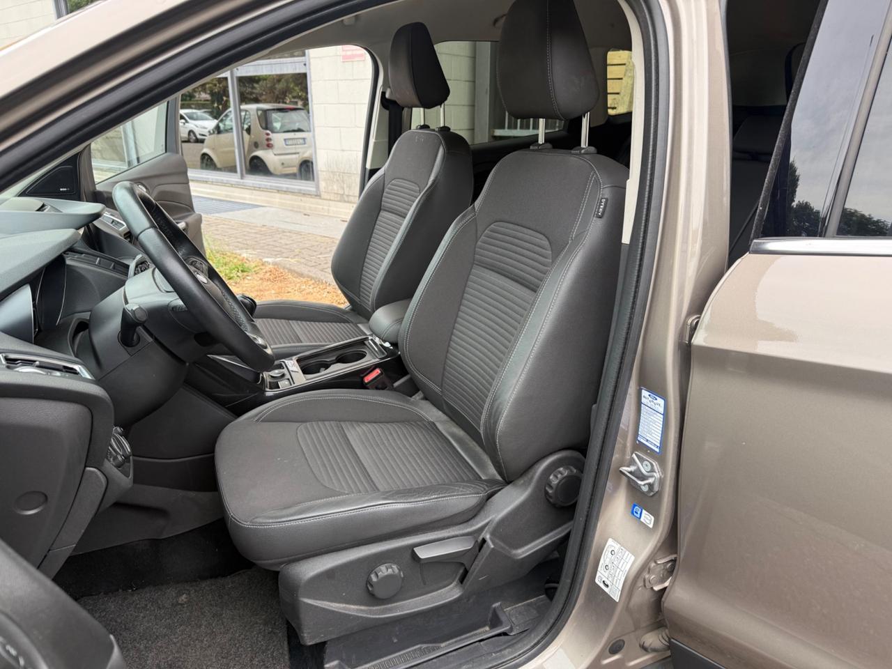 Ford Kuga 1.5 EcoBoost 120 CV S&S 2WD Titanium Business