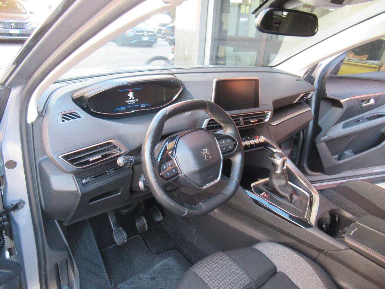 Peugeot 3008 BlueHDi 130 S&S Business