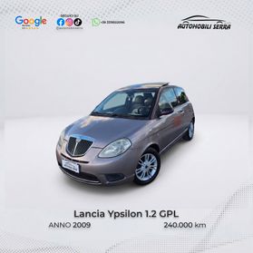 Lancia Ypsilon 1.4 Argento Ecochic GPL