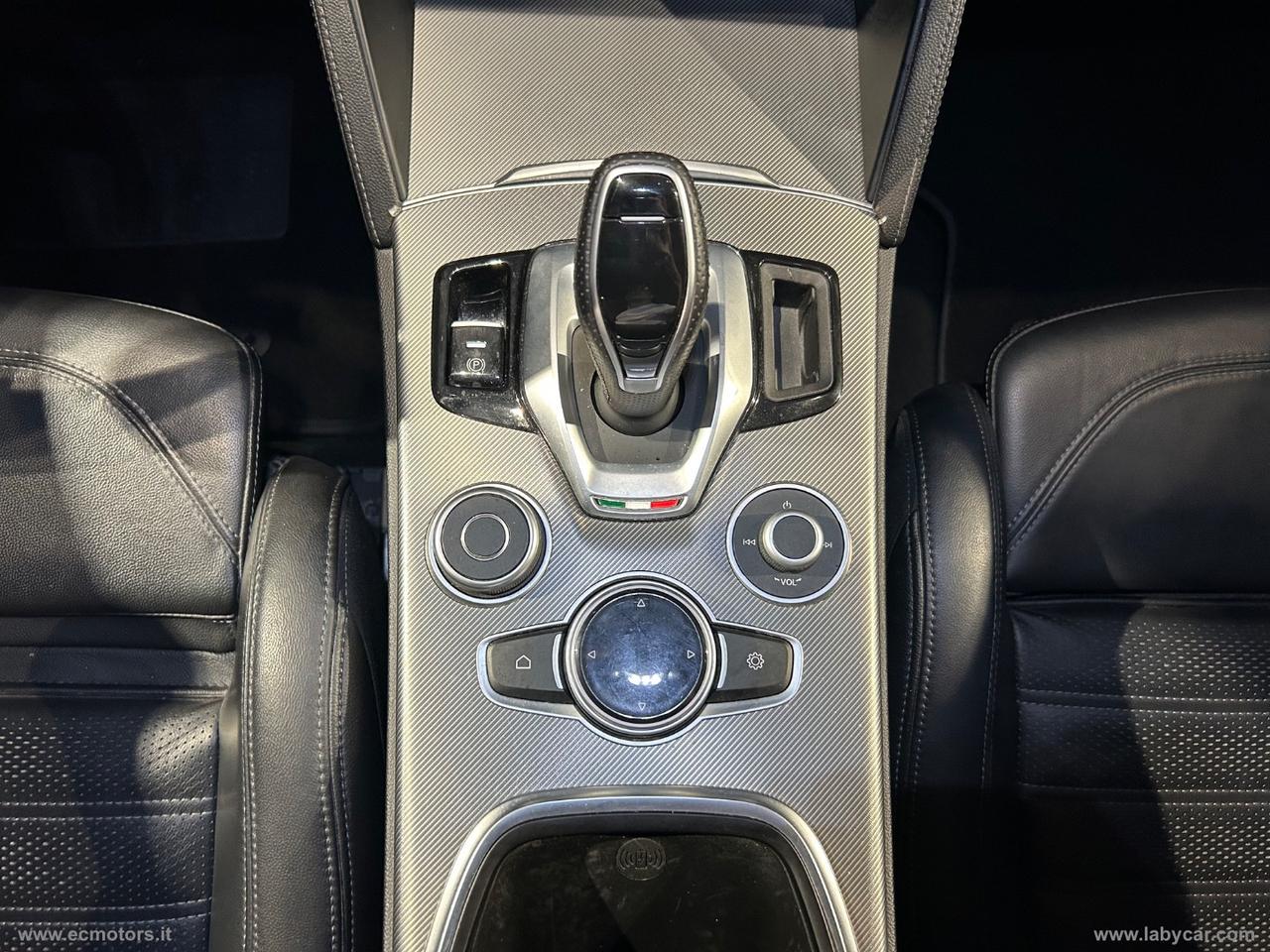 ALFA ROMEO Stelvio 2.2 T.diesel 210CV AT8 Q4 Veloce