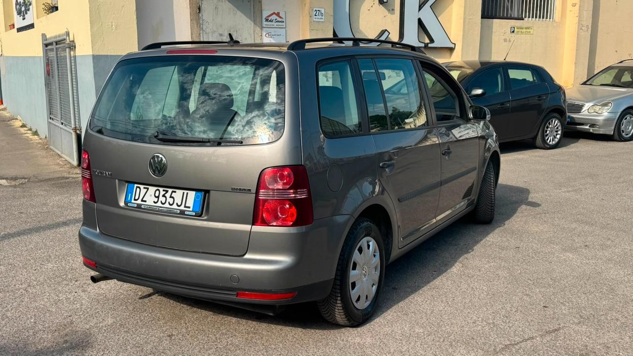 Volkswagen Touran 2.0 Highline Ecofuel