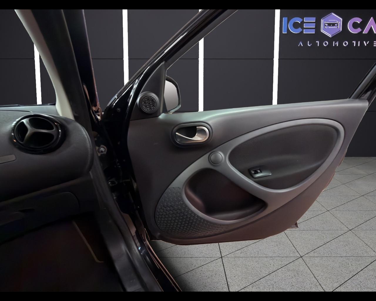 SMART Forfour 0.9 Turbo twinamic Passion LED NAVII