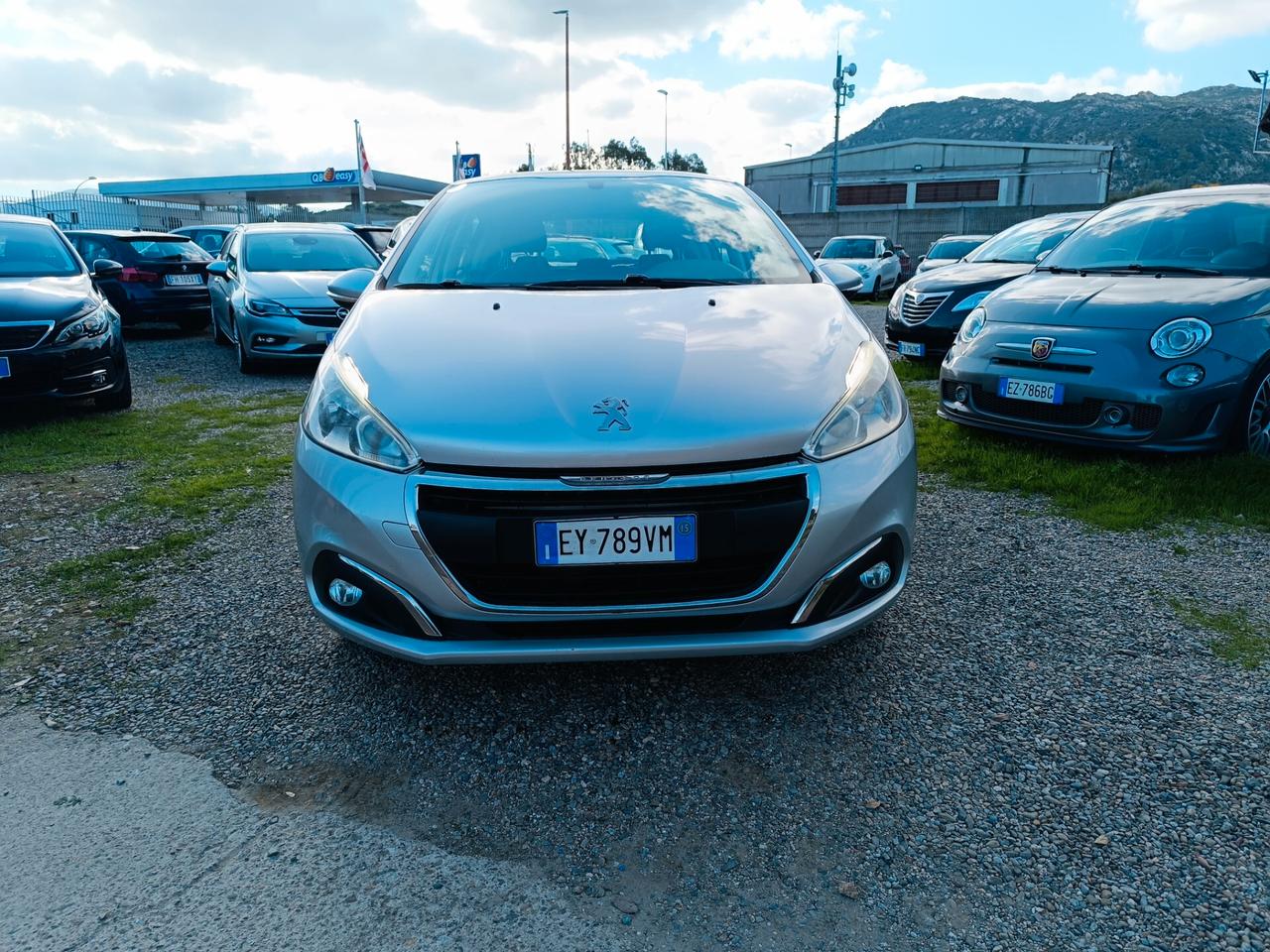 Peugeot 208 PureTech 82 5 porte Allure