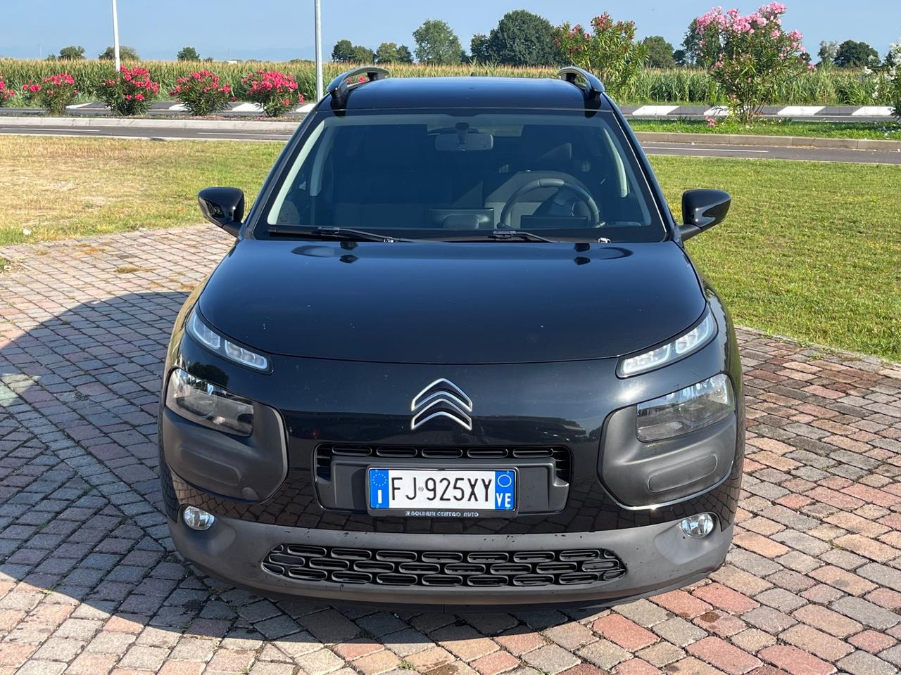 Citroen C4 Cactus BlueHDi 100 Shine Black Edition