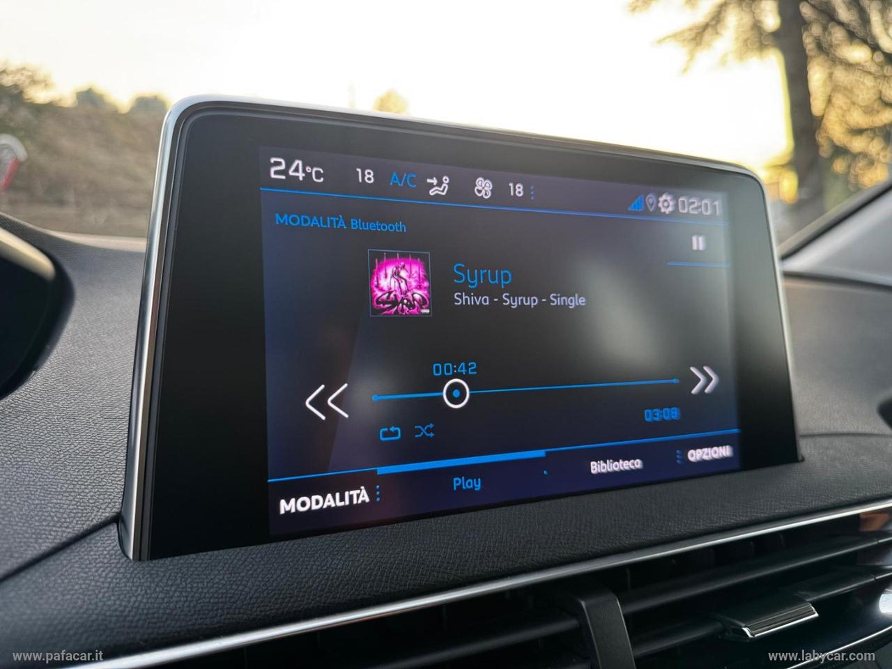 PEUGEOT 3008 BlueHDi 130 S&S EAT8 Allure