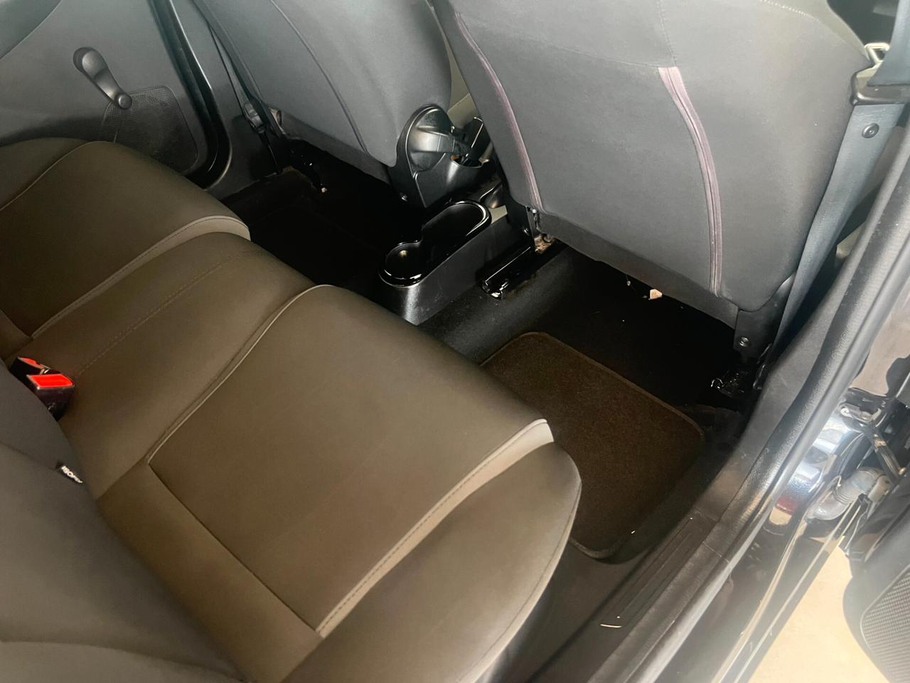 Lancia Ypsilon 0.9 TwinAir 85 CV 5 porte Metano Ecochic Gold OK NEOPATENTATI