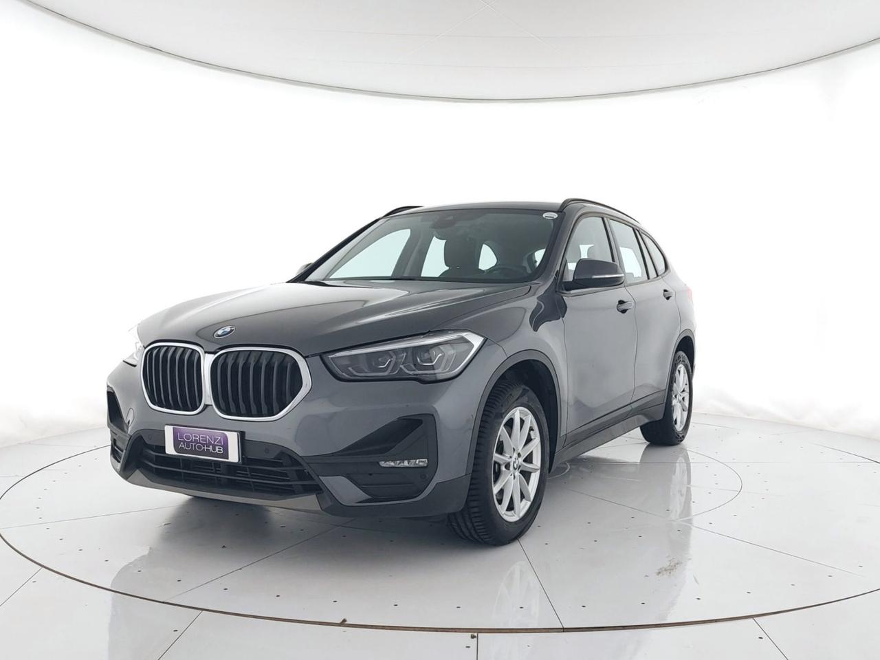 BMW X1 sdrive18d Business Advantage auto FULL LED+APPLE CAR PLAY