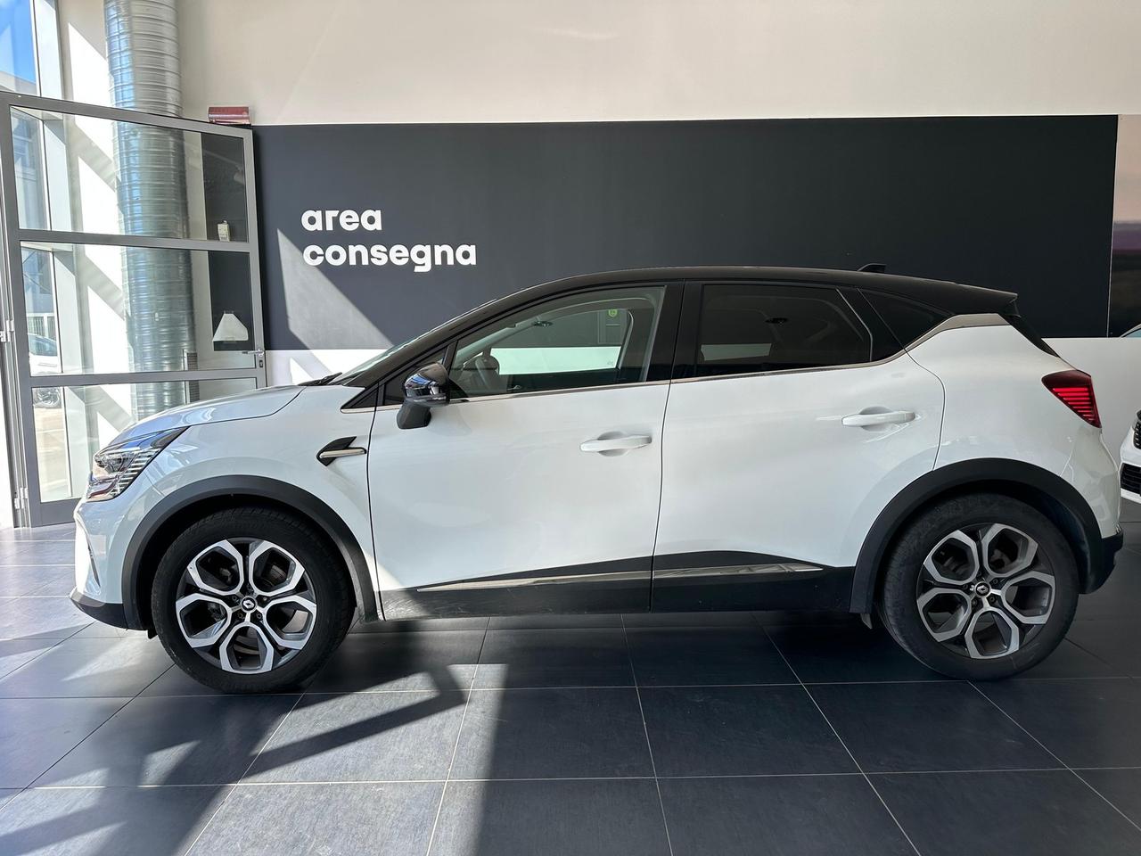 Renault Captur 1.6 e-tech full hybrid techno 145cv auto