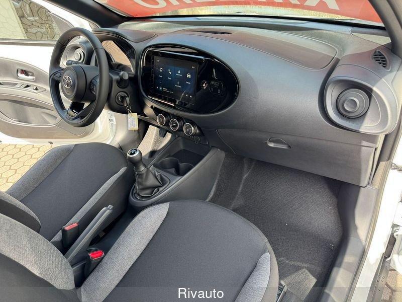 Toyota Aygo X Aygo X 1.0 VVT-i 72 CV 5 porte Active