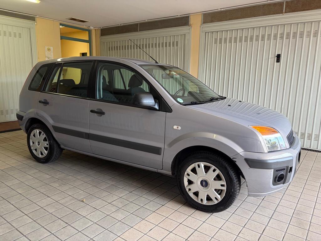 Ford Fusion 1.4 16V 5p.