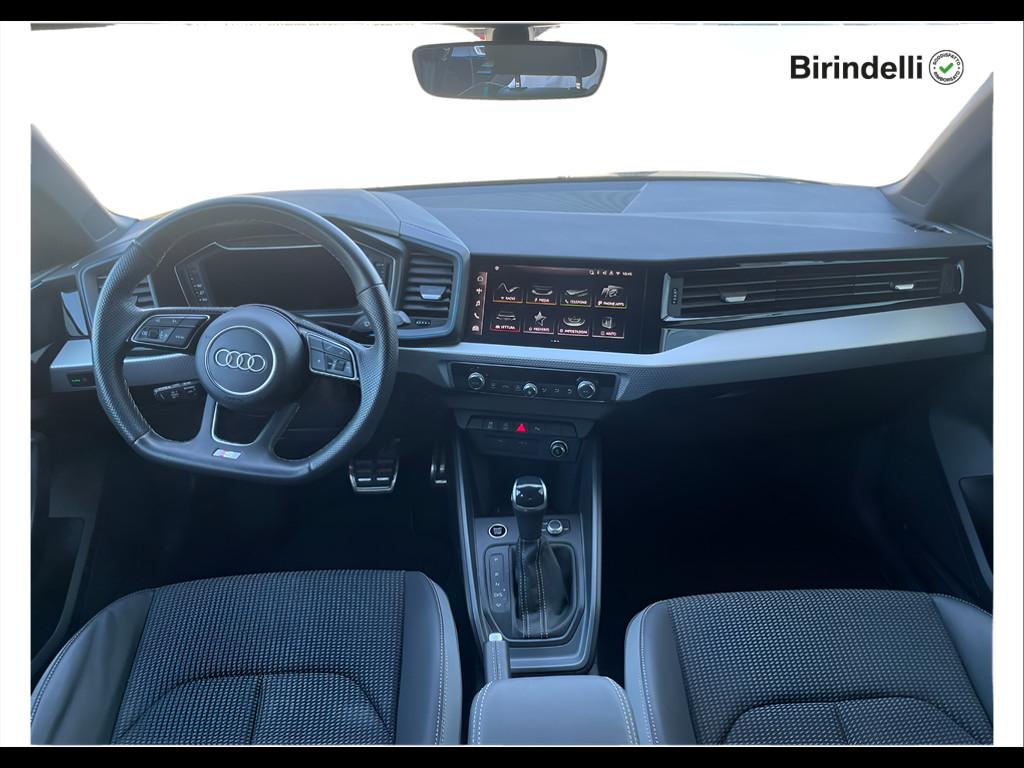 AUDI A1 2ª serie - A1 allstreet 30 TFSI S tronic Identity Contrast