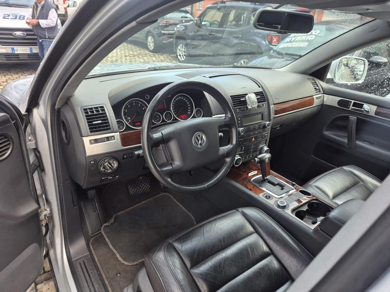Volkswagen Touareg 3.2 V6 GPL - 4X4 -CAMBIO AUTOMATICO