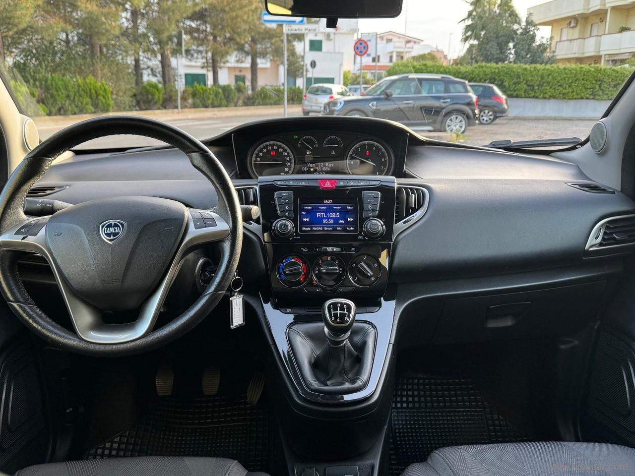 LANCIA Ypsilon 1.2 69 CV 5p. S&S Gold