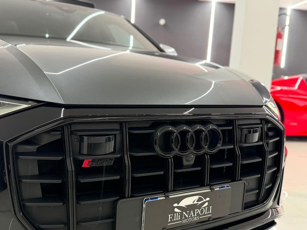Audi Q8 SQ8 TFSI quattro tiptronic